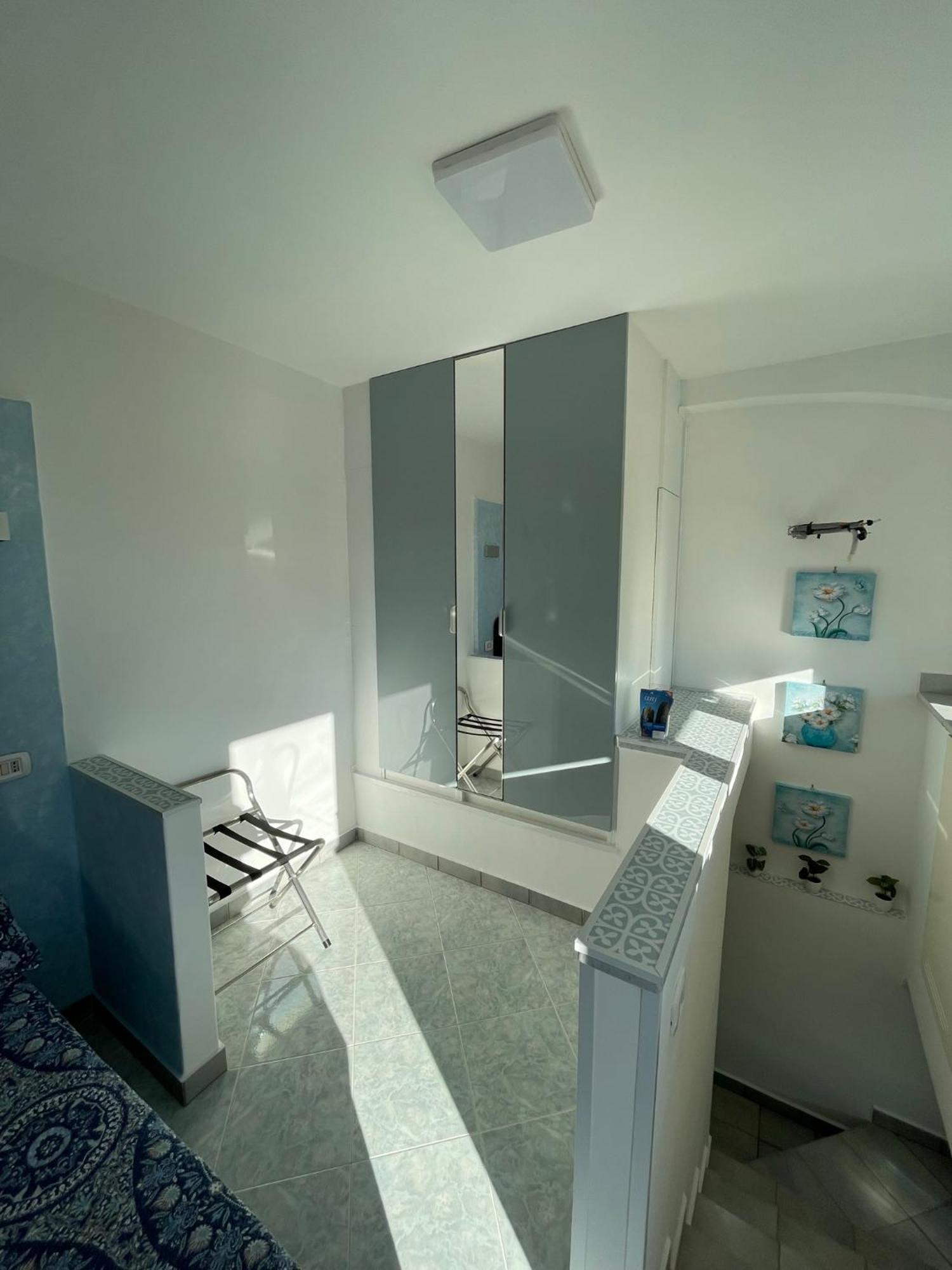 Casa Maria Grazia Camera Vista Mare 阿纳卡普里 外观 照片